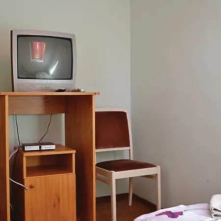 One-bedroom In Apartment