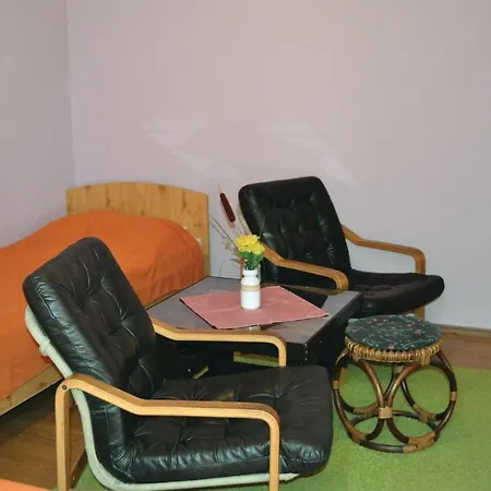 One-bedroom In Apartment